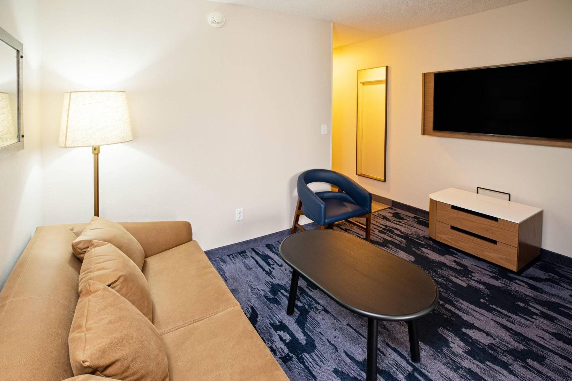 Fairfield Inn & Suites By Marriott Elizabethtown Bagian luar foto