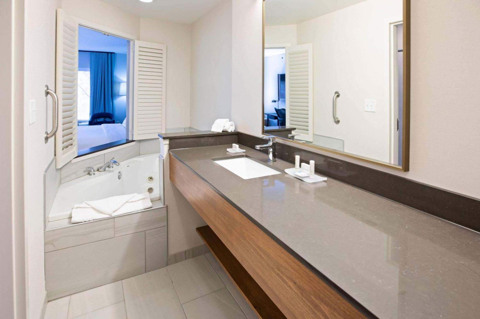 Fairfield Inn & Suites By Marriott Elizabethtown Bagian luar foto